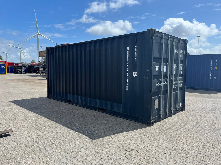 20 fods isoleret skibscontainer – Sort